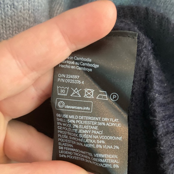 EUC H&M Crewneck Sweater - Picture 3 of 4